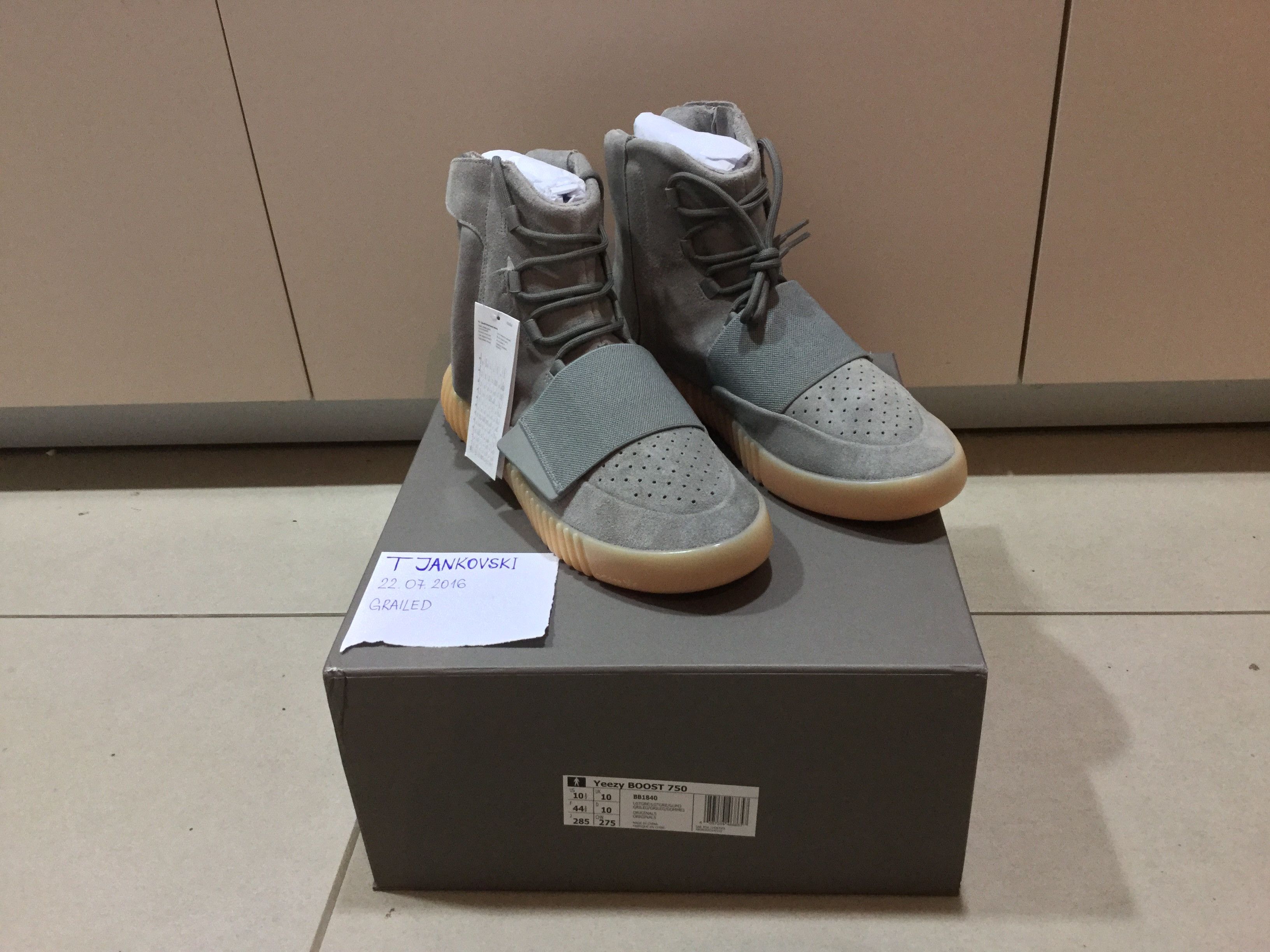 Adidas Yeezy Boost 750 Size