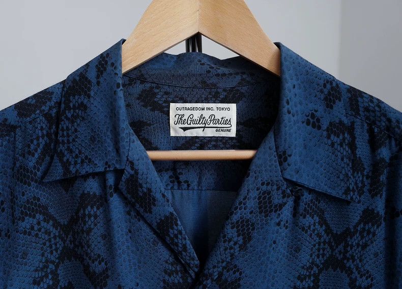 Visvim Wacko Maria Snake Print Short Sleeve Shirt - dmc Size US L / EU 52-54 / 3 - 4 Thumbnail