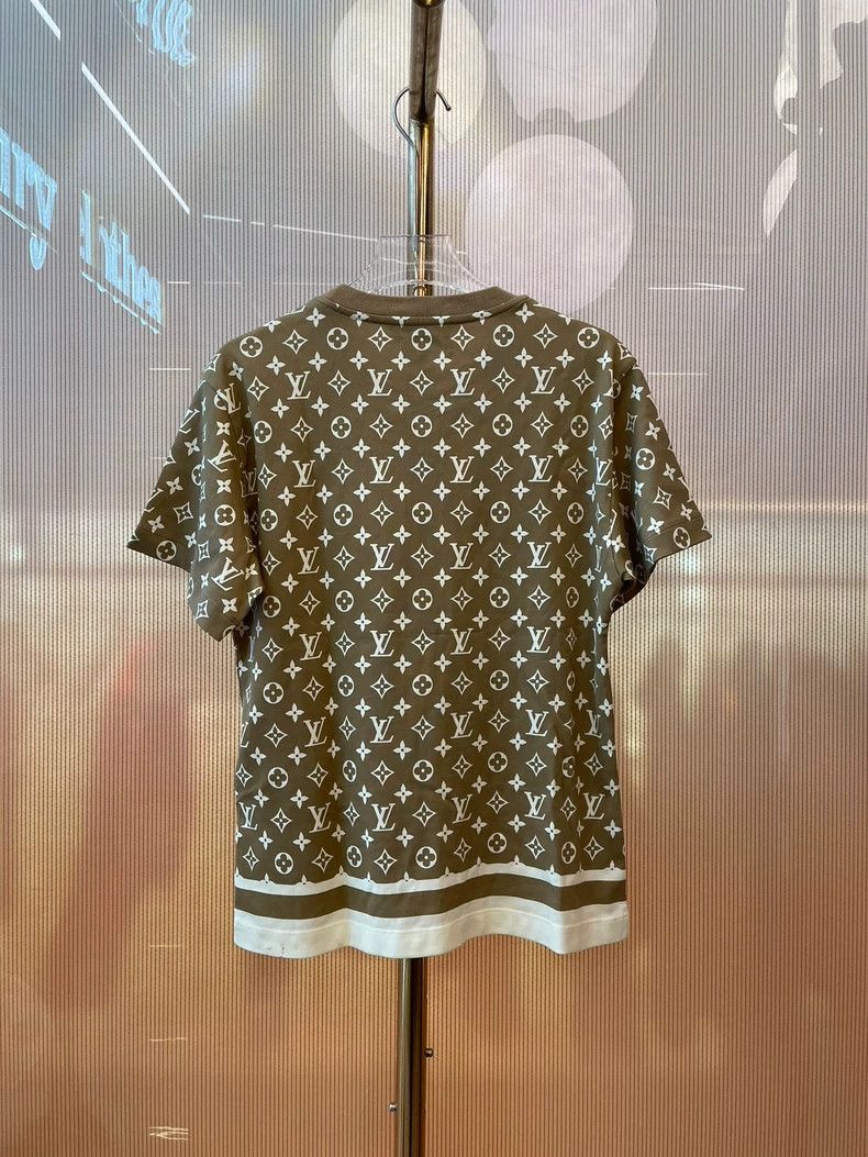 Louis Vuitton Monogram T-shirt from Flight Mode Capsule Collection - dmc Size US XXS / EU 40 - 2 Thumbnail