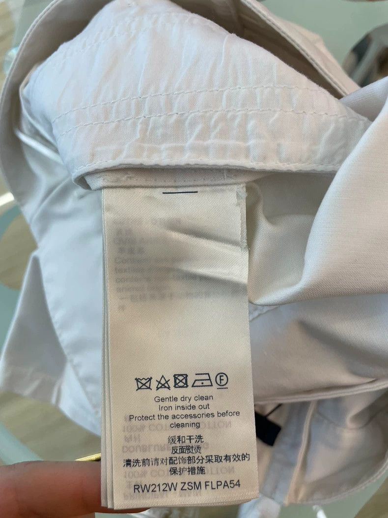 Louis Vuitton New High-Waist White Shorts with Metal Button - dmc Size US 38 / EU 54 - 5 Thumbnail