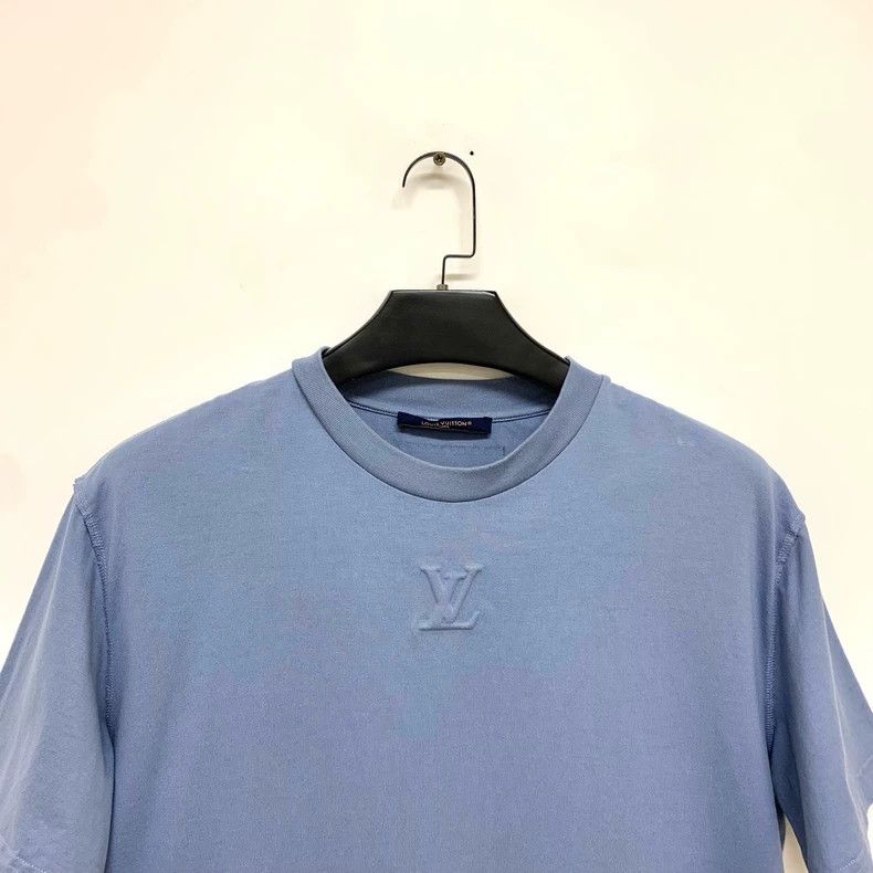 LV Blue Short Sleeve T-Shirt Size L - dmc