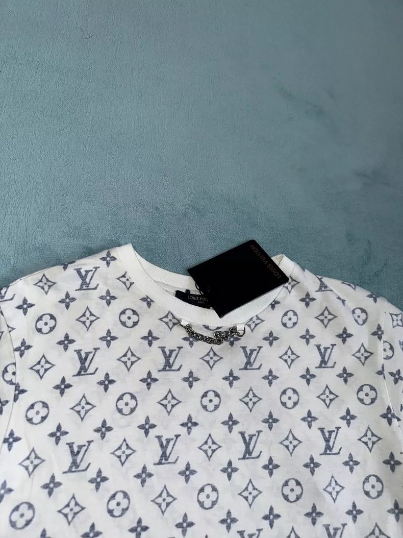 Louis Vuitton Louis Vuitton Logo Short Sleeve T-Shirt - dmc Size US XS / EU 42 / 0 - 2 Thumbnail