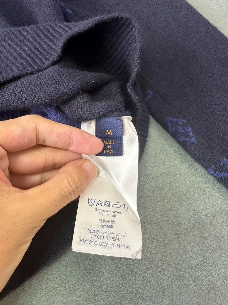 Louis Vuitton Louis Vuitton Cashmere Sweater with Blue Print - dmc Size US M / EU 48-50 / 2 - 4 Thumbnail