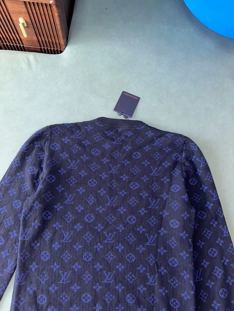 Louis Vuitton Louis Vuitton Cashmere Sweater with Blue Print - dmc Size US M / EU 48-50 / 2 - 2 Thumbnail
