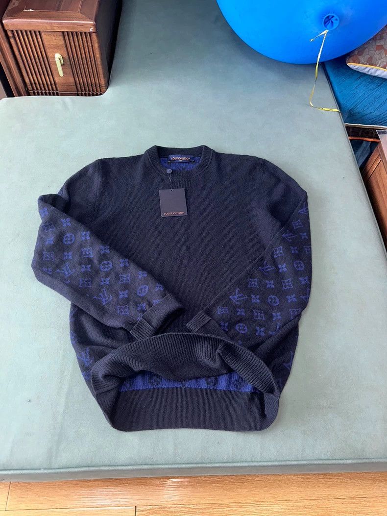 Louis Vuitton Louis Vuitton Cashmere Sweater with Blue Print - dmc Size US M / EU 48-50 / 2 - 6 Thumbnail