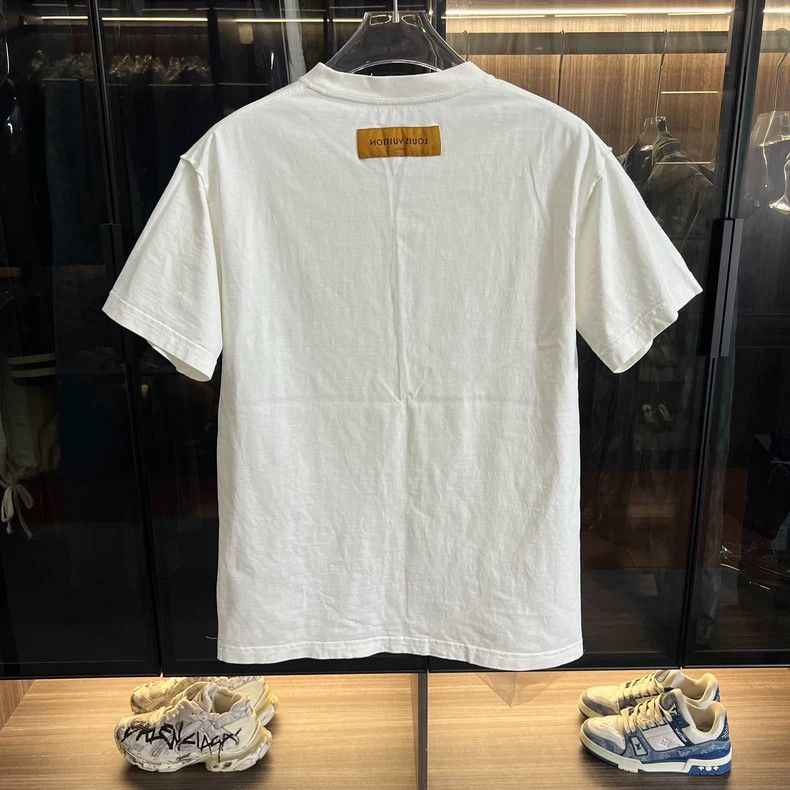 Louis Vuitton Louis Vuitton Colorful Print Short Sleeve T-Shirt - dmc Size US S / EU 44-46 / 1 - 2 Thumbnail