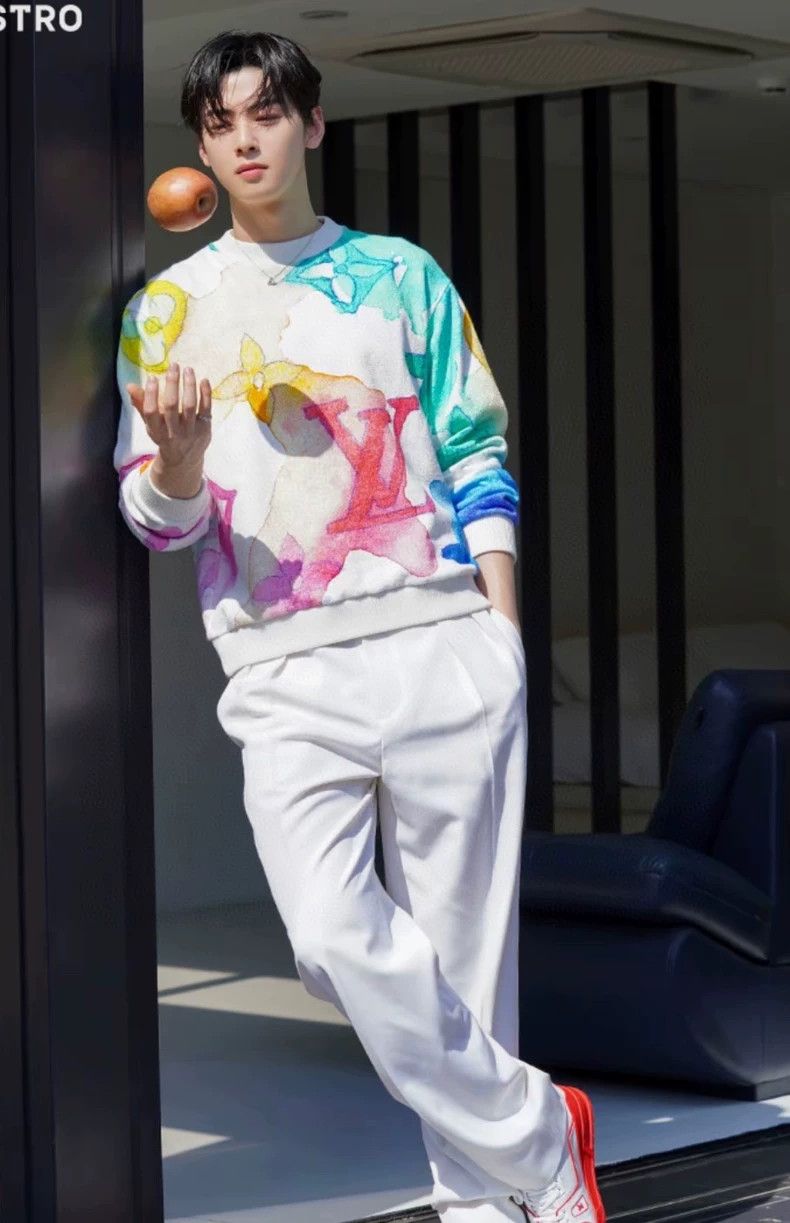 Louis Vuitton Colorful Long Sleeve Classic Sweatshirt - dmc Size US XL / EU 56 / 4 - 7 Thumbnail