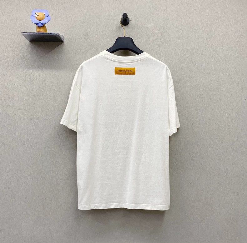 Louis Vuitton White Logo Print Graffiti Short Sleeve Tee - dmc Size US M / EU 48-50 / 2 - 2 Thumbnail
