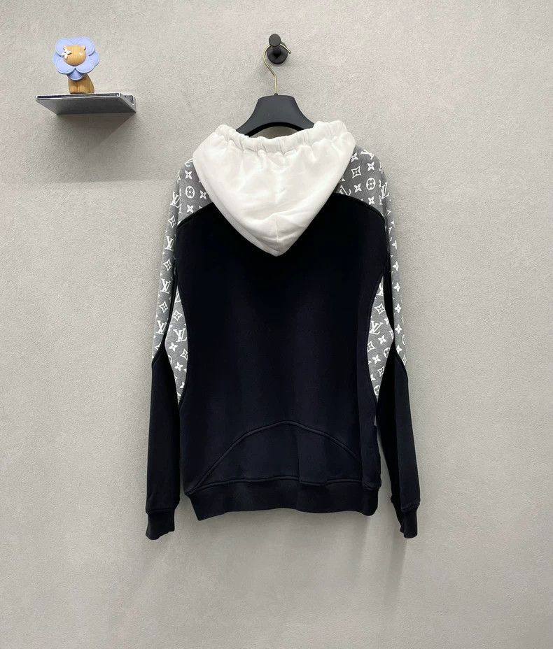 Louis Vuitton LV Gray White Logo Print Hoodie - dmc Size US L / EU 52-54 / 3 - 2 Thumbnail