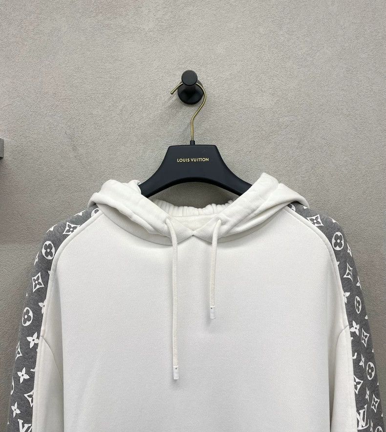 Louis Vuitton LV Gray White Logo Print Hoodie - dmc Size US L / EU 52-54 / 3 - 4 Thumbnail