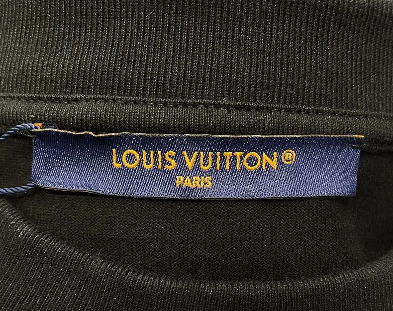 Louis Vuitton Black Short Sleeve Printed T-Shirt - dmc Size US L / EU 52-54 / 3 - 5 Thumbnail