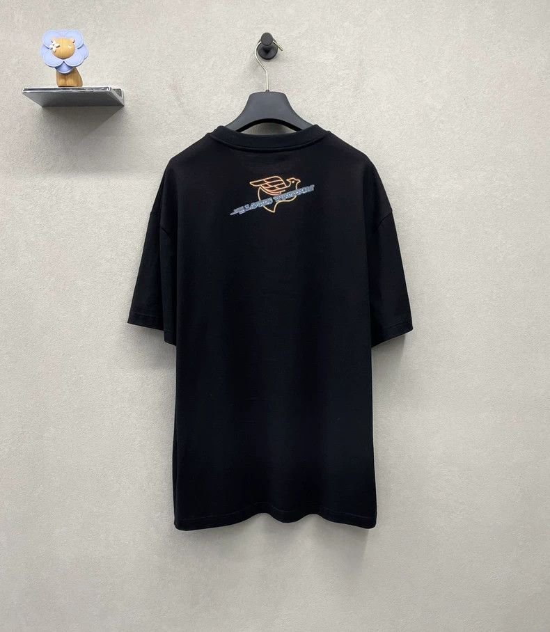 Louis Vuitton Black Short Sleeve Printed T-Shirt - dmc Size US L / EU 52-54 / 3 - 2 Thumbnail
