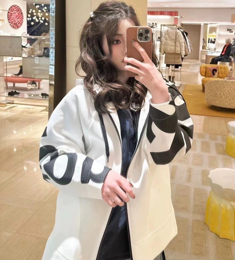 Louis Vuitton Louis Vuitton White Printed Hoodie Jacket - dmc Size US XS / EU 42 / 0 - 7 Thumbnail