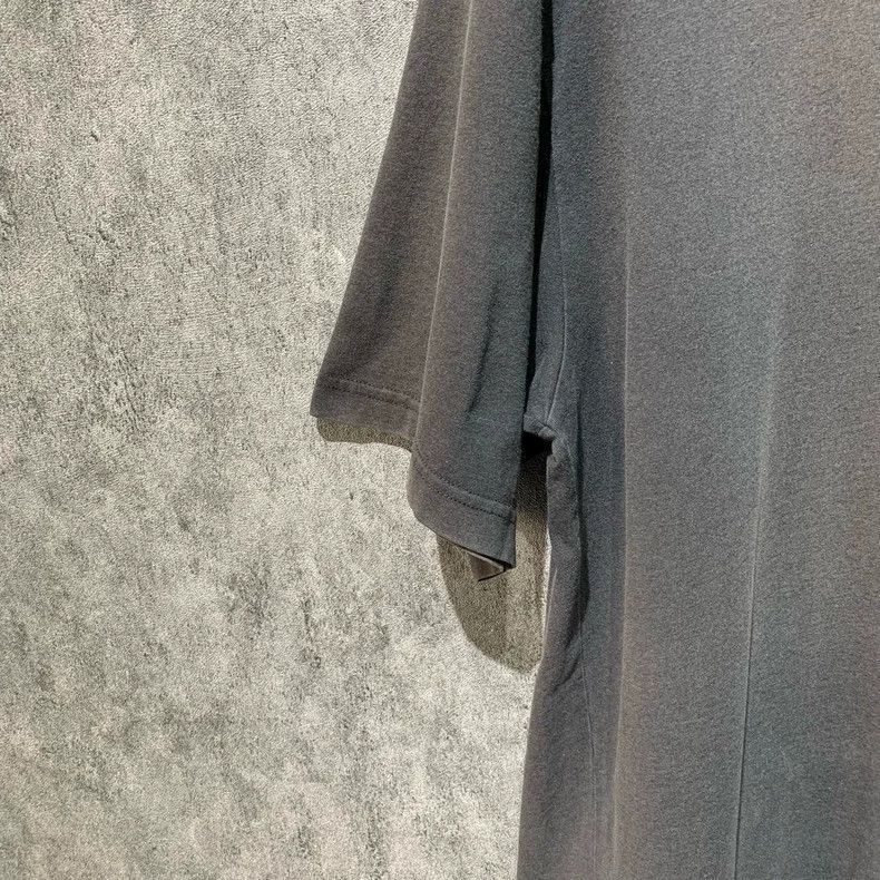 Balenciaga Balenciaga Short Sleeve T-Shirt Size M - dmc Size US M / EU 48-50 / 2 - 7 Thumbnail