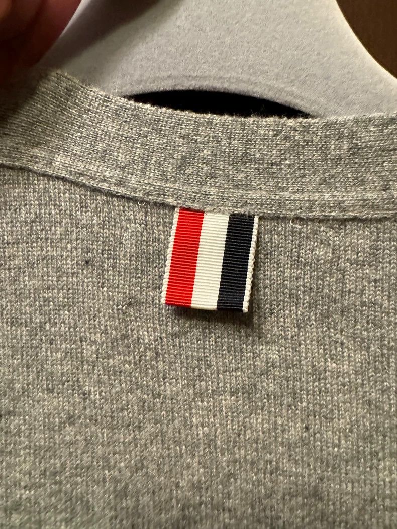 Thom Browne Thom Browne Gray Cashmere Cardigan for Men - dmc Size US M / EU 48-50 / 2 - 6 Thumbnail