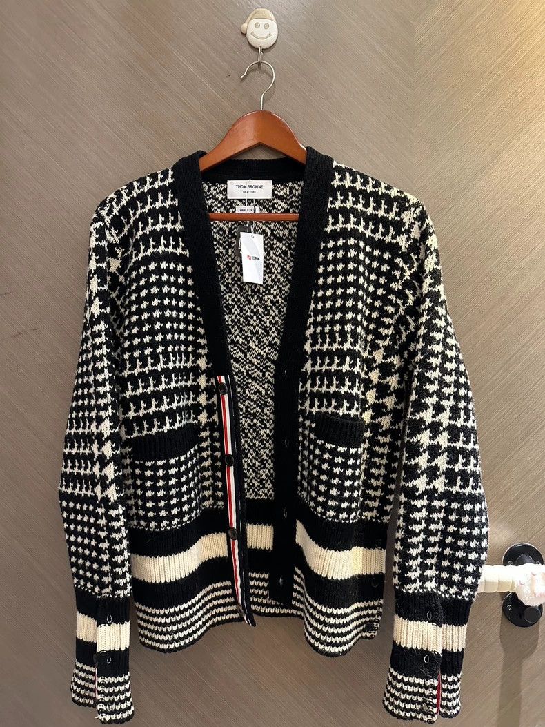 Thom Browne Thom Browne Classic Houndstooth Outerwear - dmc Size US M / EU 48-50 / 2 - 7 Thumbnail