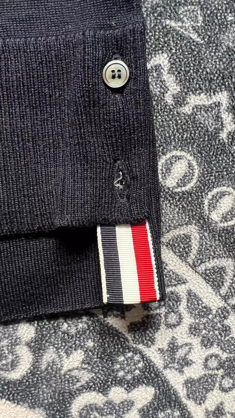 Thom Browne Thom Browne Color-block Striped Knit Sweater - dmc Size US M / EU 48-50 / 2 - 3 Thumbnail