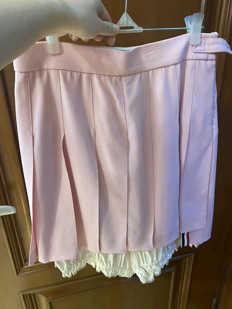 Thom Browne Thom Browne Pink Skirt Shorts Size 38IT - dmc Size US 38 / EU 54 - 2 Thumbnail