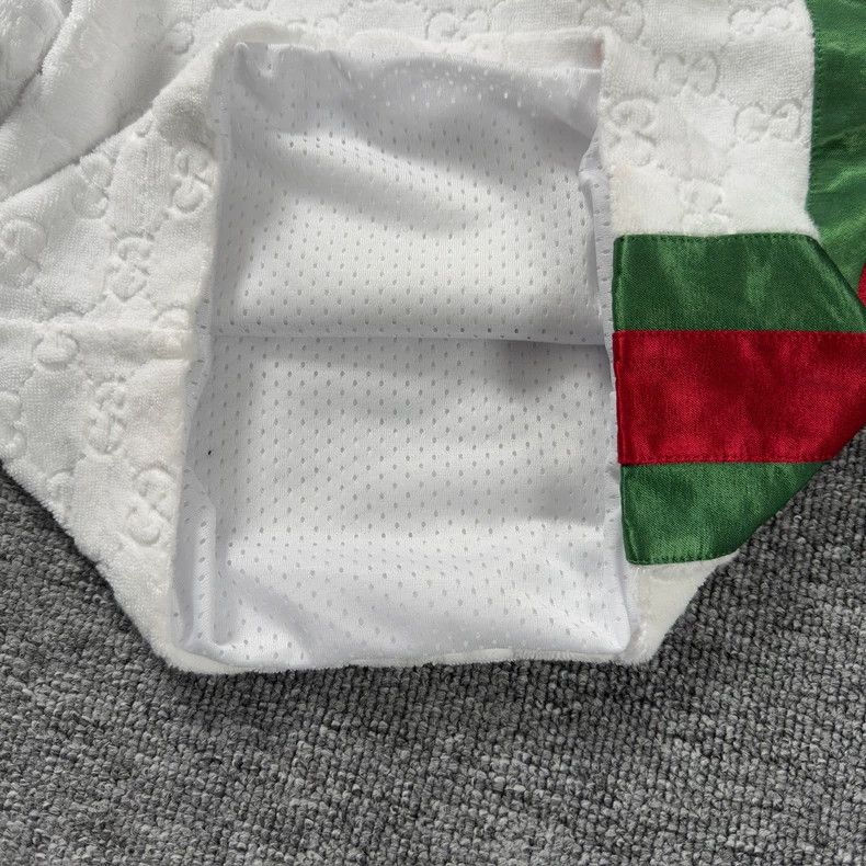 Gucci Gucci White Printed Shorts for Men - dmc Size US 26 / EU 42 - 5 Thumbnail
