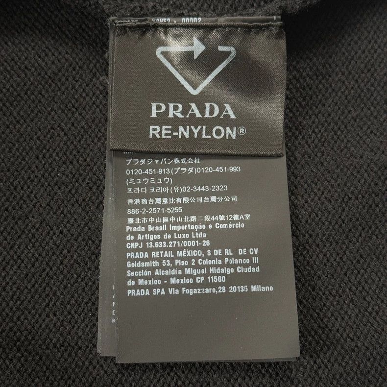 Prada Prada Black Triangle Logo Sweater - dmc Size US L / EU 52-54 / 3 - 6 Thumbnail