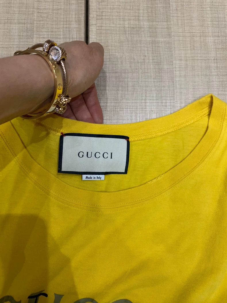 Gucci Authentic Gucci Yellow T-Shirt with Logo Design - dmc Size US XXS / EU 40 - 2 Thumbnail