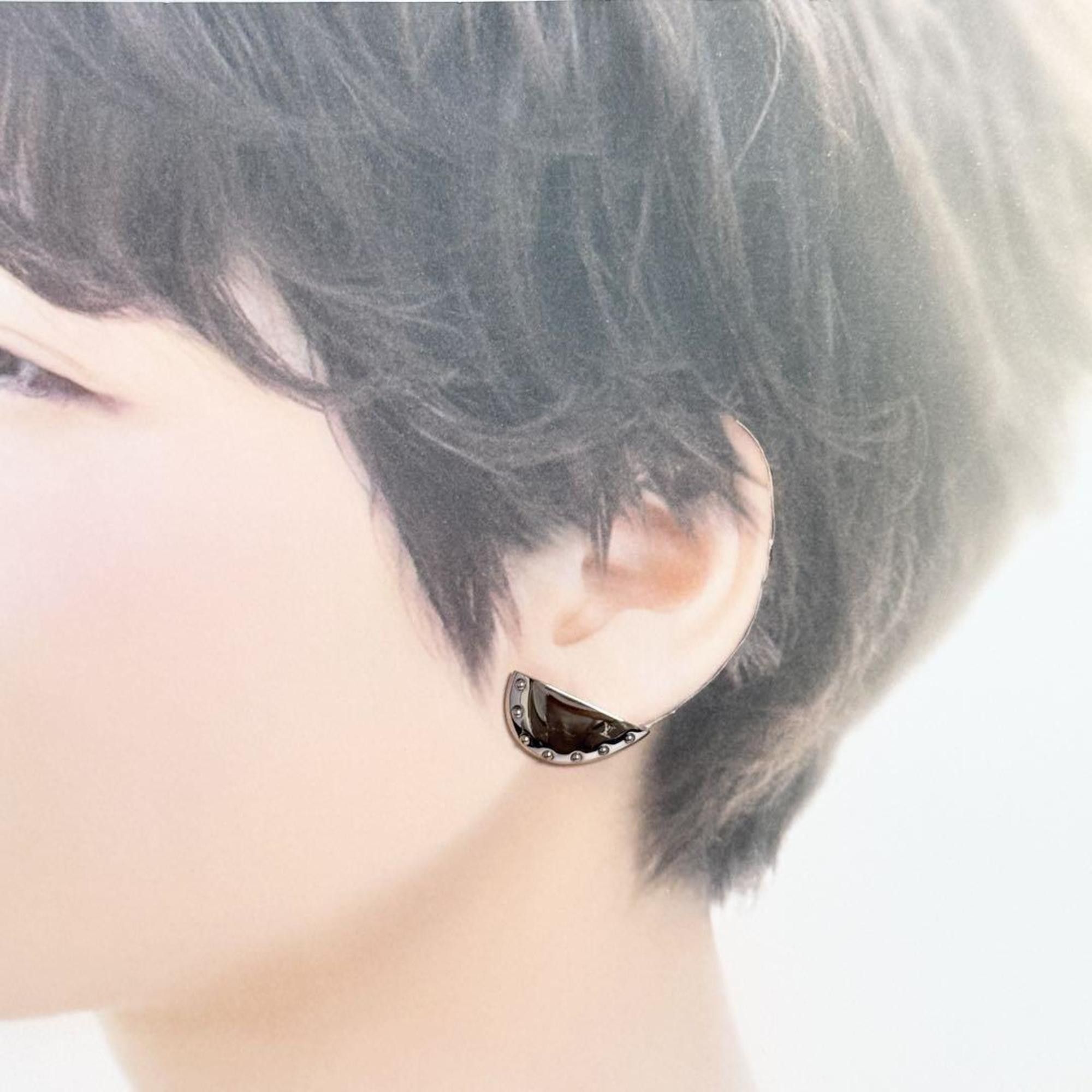 Louis Vuitton Louis Vuitton Asymmetrical Bionic Earrings for Men and Women Size ONE SIZE - 9 Thumbnail
