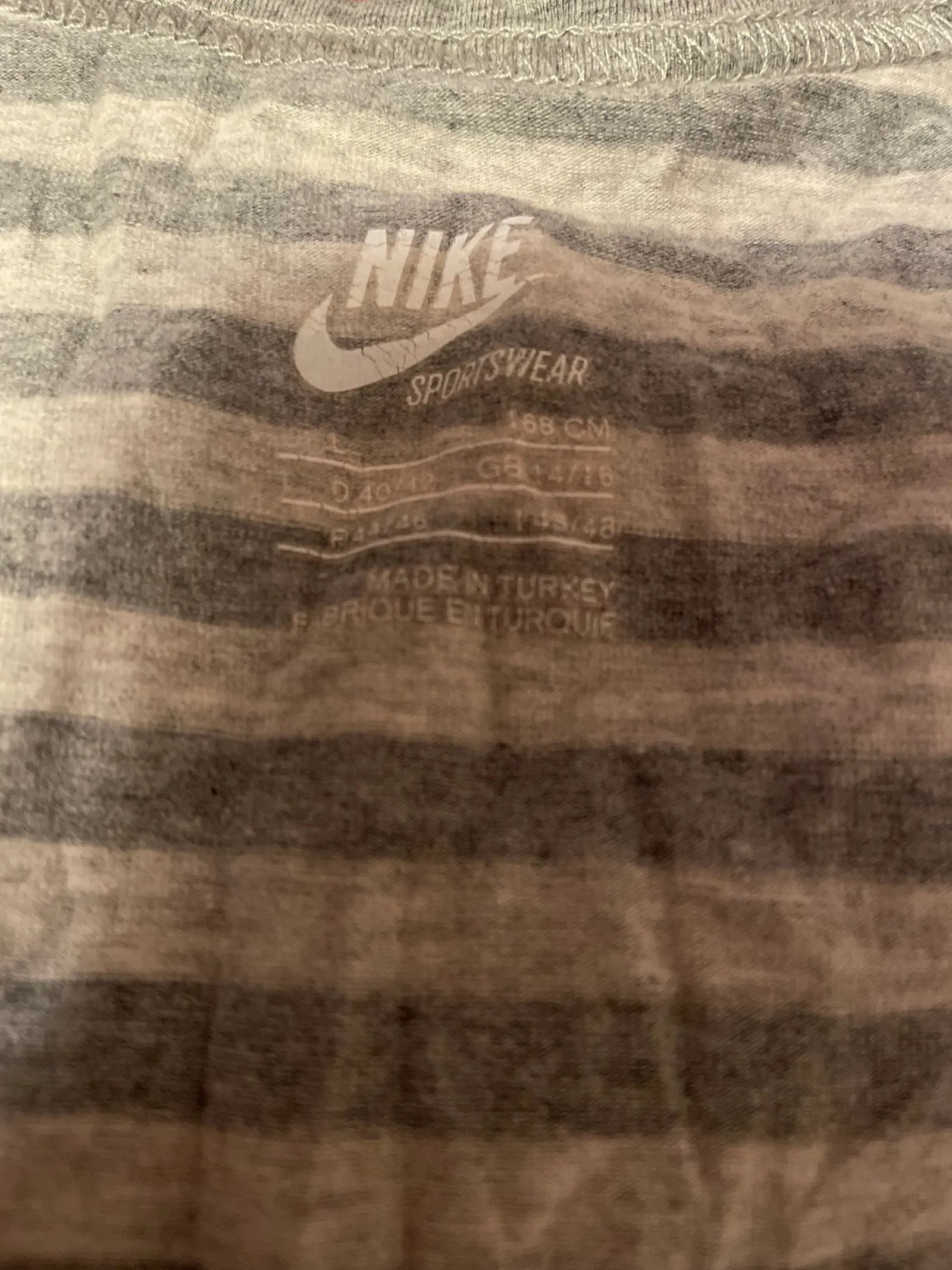 Nike Nike Top Size L / US 10 / IT 46 - 2 Thumbnail