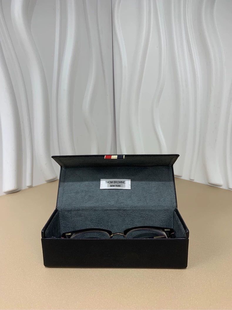Thom Browne Thom Browne Half-Frame Glasses with Case - dmc Size ONE SIZE - 8 Thumbnail