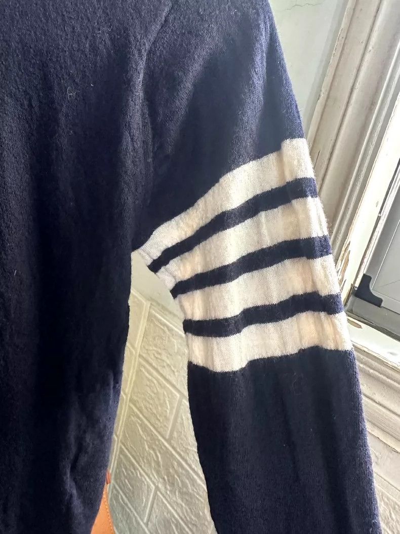 Thom Browne Thom Browne Classic Stripe Wool Sweater - dmc Size US XXS / EU 40 - 2 Thumbnail
