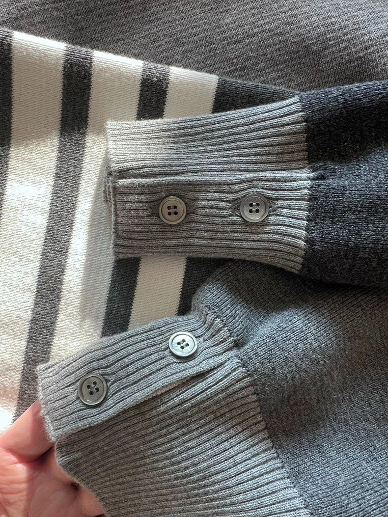 Thom Browne Thom Browne Colorblock Cardigan for Men - dmc Size US M / EU 48-50 / 2 - 8 Thumbnail