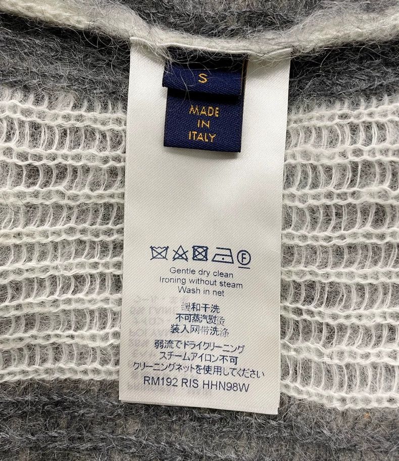 Louis Vuitton Gray Star Patterned Sweater by Louis Vuitton - dmc Size US S / EU 44-46 / 1 - 4 Thumbnail