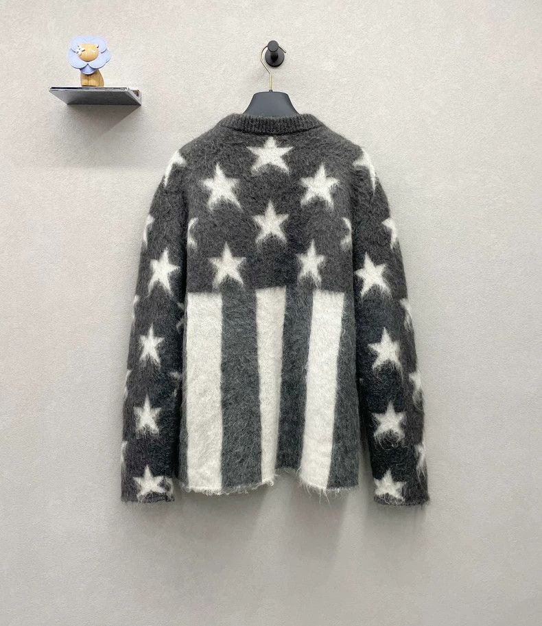 Louis Vuitton Gray Star Patterned Sweater by Louis Vuitton - dmc Size US S / EU 44-46 / 1 - 2 Thumbnail