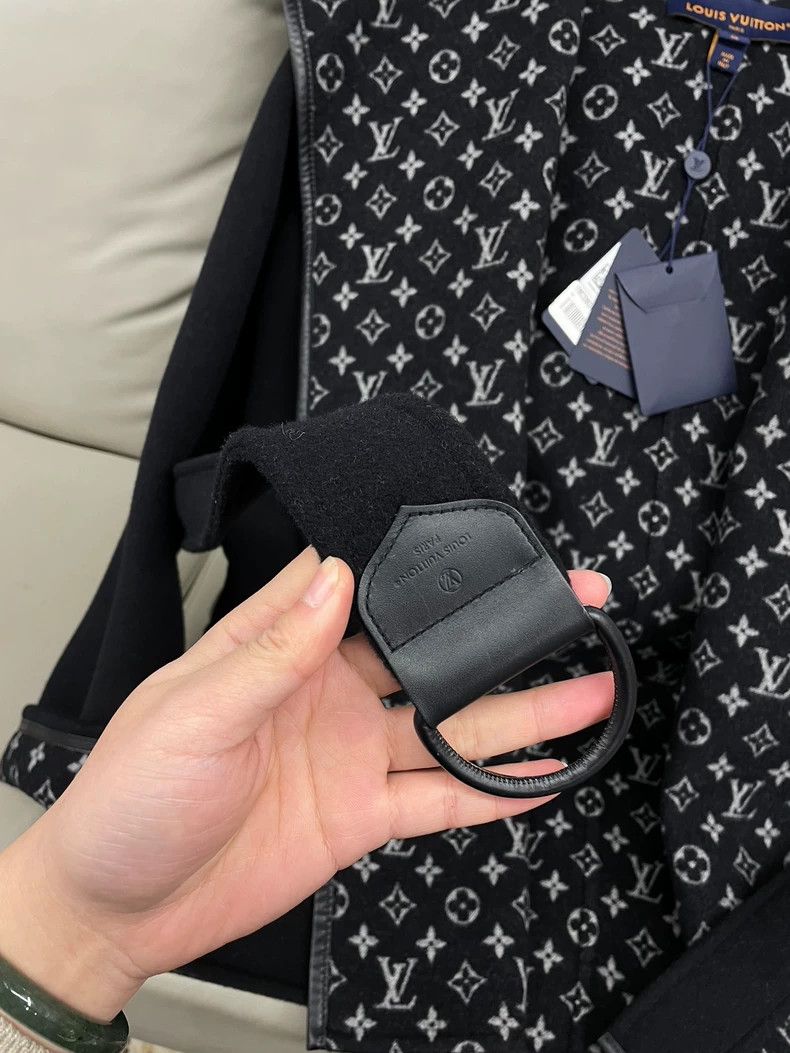 Louis Vuitton Black Printed Short Coat Bathrobe Jacket - dmc Size US S / EU 44-46 / 1 - 4 Thumbnail