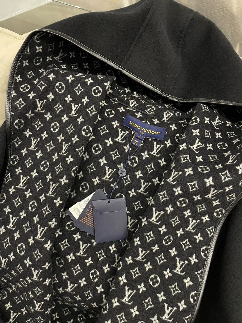 Louis Vuitton Black Printed Short Coat Bathrobe Jacket - dmc Size US S / EU 44-46 / 1 - 3 Thumbnail