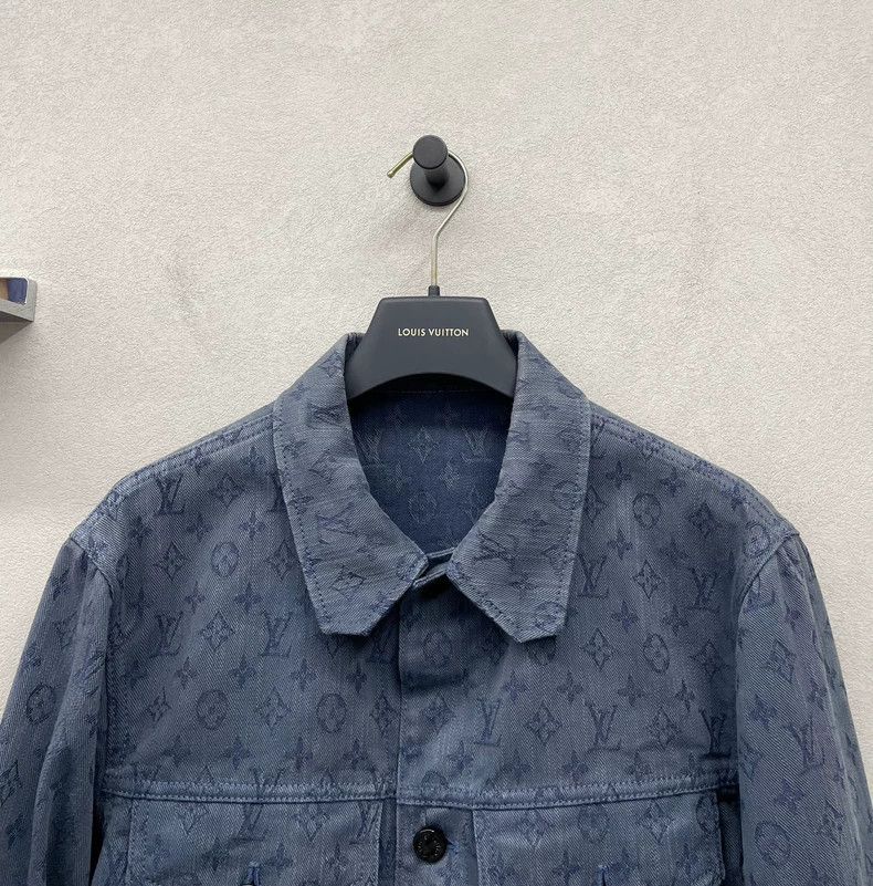 Louis Vuitton Blue Denim Jacket with LV Logo - dmc Size US L / EU 52-54 / 3 - 6 Thumbnail