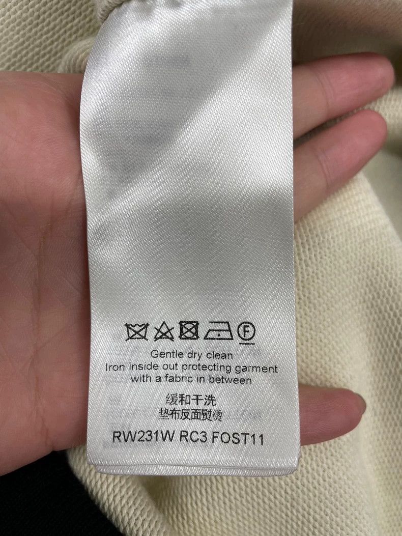 Louis Vuitton Black Logo Print Hoodie with Comfort Fit - dmc Size US M / EU 48-50 / 2 - 6 Thumbnail