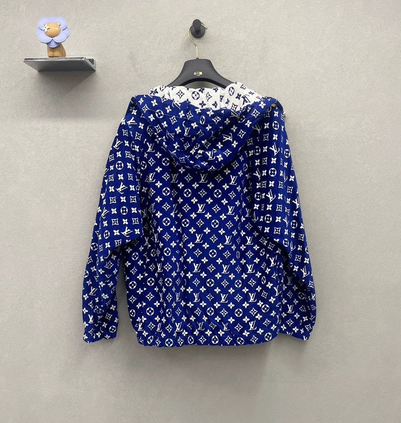 Louis Vuitton Blue Louis Vuitton Patterned Jacket - dmc Size US L / EU 52-54 / 3 - 2 Thumbnail