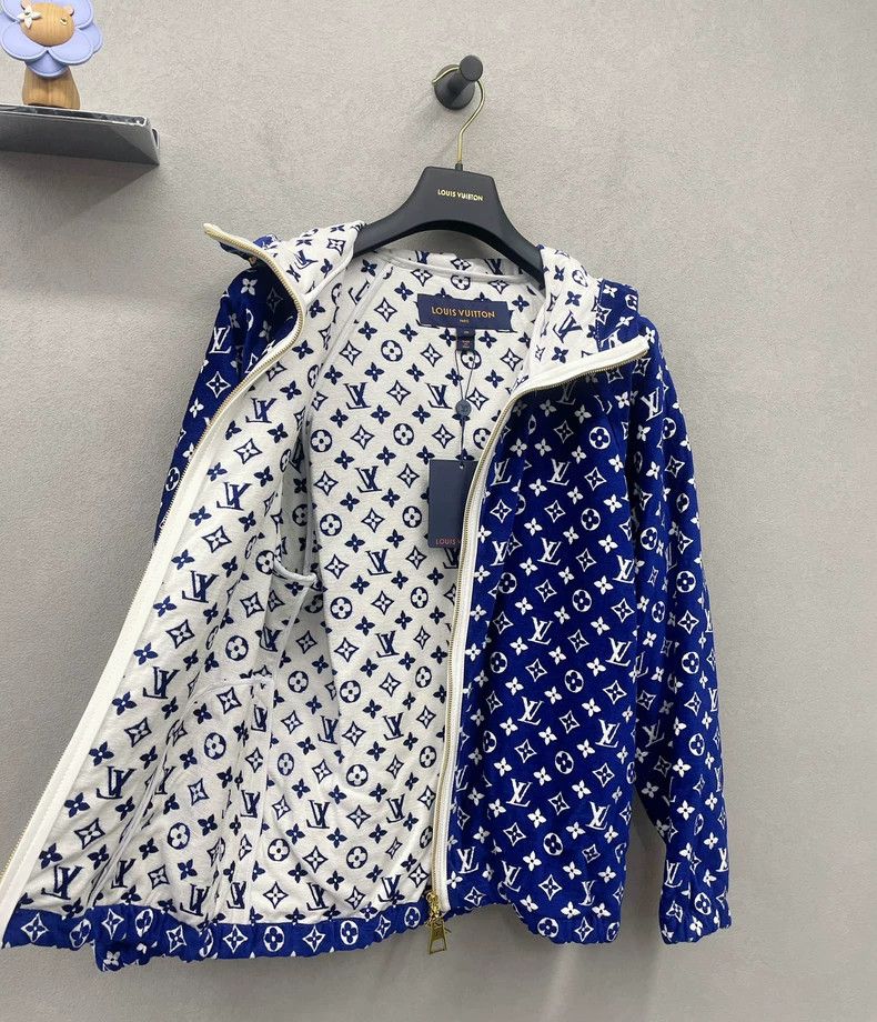 Louis Vuitton Blue Louis Vuitton Patterned Jacket - dmc Size US L / EU 52-54 / 3 - 3 Thumbnail