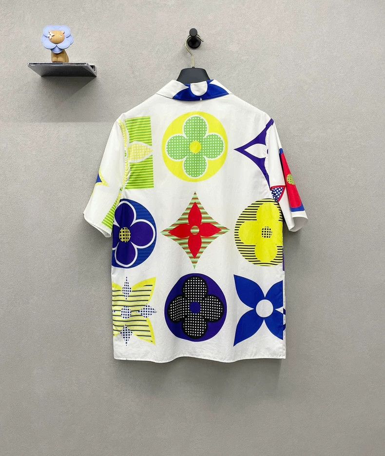 Louis Vuitton LV Hawaiian Floral Print Short Sleeve Shirt - dmc Size US M / EU 48-50 / 2 - 2 Thumbnail