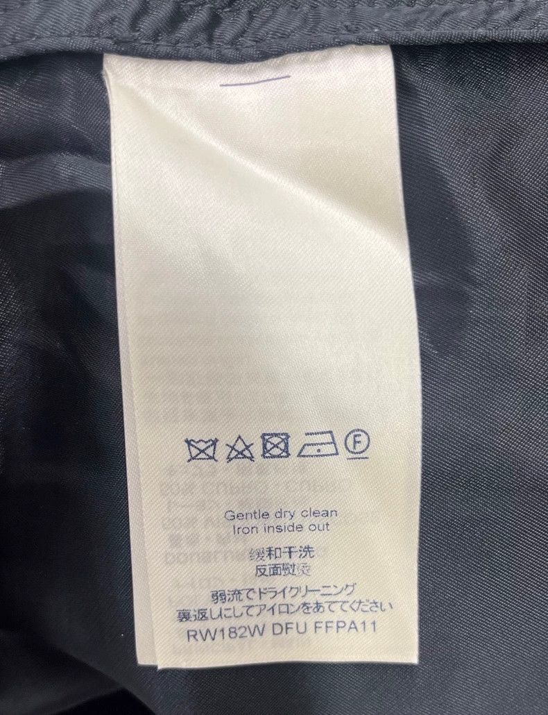 Louis Vuitton Black LV Logo Printed Casual Shorts - dmc Size US 34 / EU 50 - 6 Thumbnail
