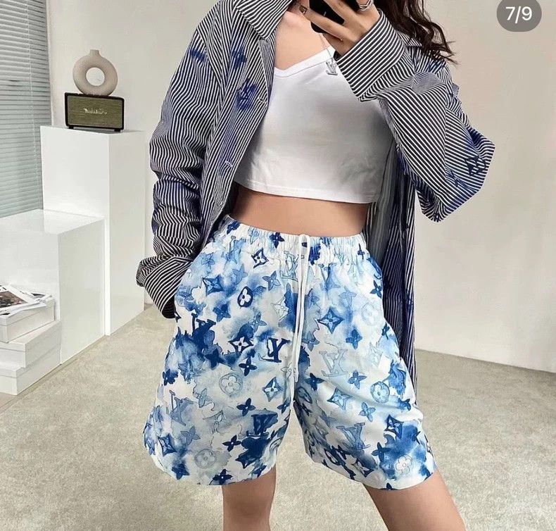 Louis Vuitton Blue Patterned Shorts from LV Ink Series - dmc Size US 26 / EU 42 - 8 Thumbnail