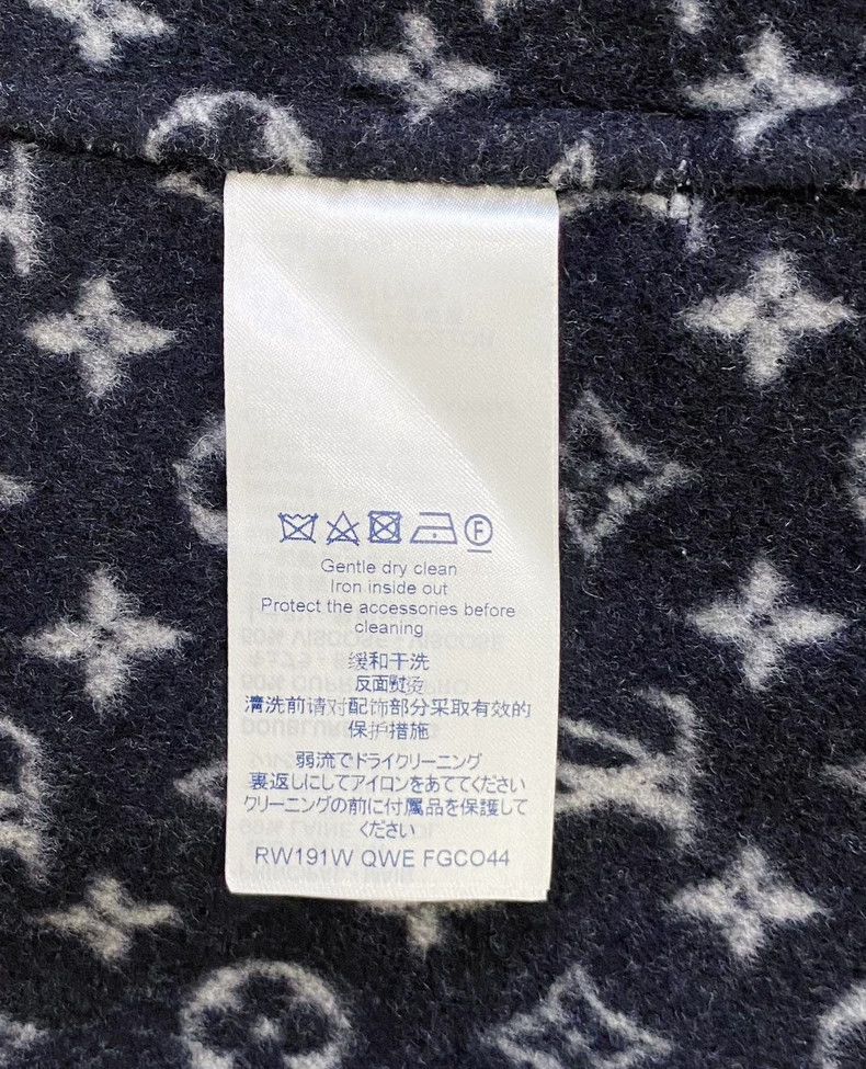 Louis Vuitton Black Logo Printed Hooded Bathrobe Coat - dmc Size US M / EU 48-50 / 2 - 6 Thumbnail
