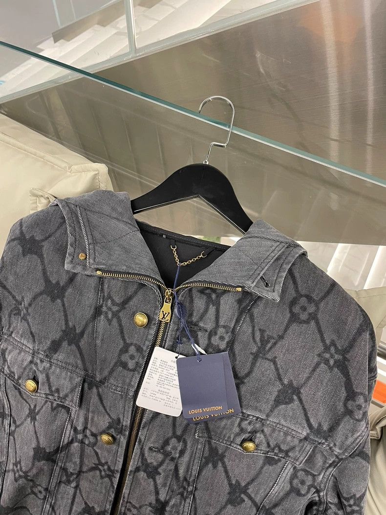 Louis Vuitton Stylish Denim Jacket with Floral Logo - dmc Size US XXL / EU 58 / 5 - 4 Thumbnail