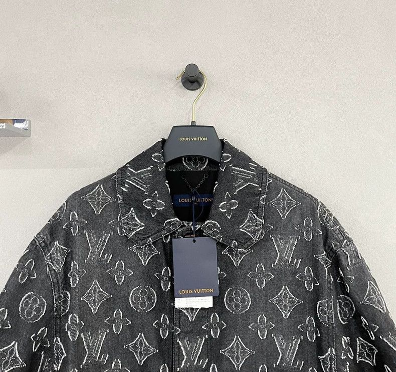 Louis Vuitton LV Black Printed Denim Short Sleeve Shirt - dmc Size US S / EU 44-46 / 1 - 4 Thumbnail
