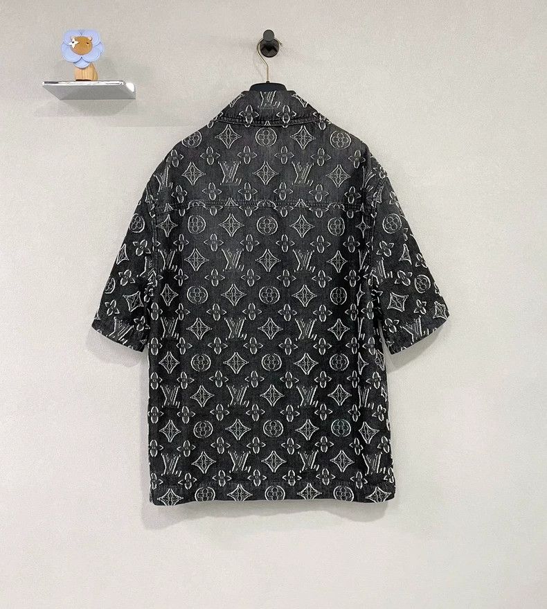 Louis Vuitton LV Black Printed Denim Short Sleeve Shirt - dmc Size US S / EU 44-46 / 1 - 2 Thumbnail