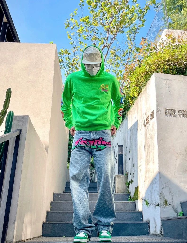 Louis Vuitton LV Logo Graffiti Denim Pants for Men - dmc Size US 34 / EU 50 - 6 Thumbnail