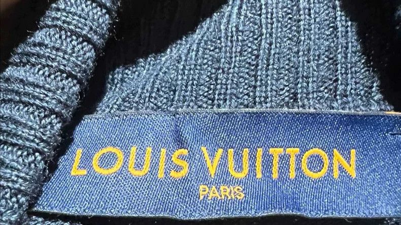 Louis Vuitton Louis Vuitton NIGO Love Logo Sweater - dmc Size US M / EU 48-50 / 2 - 4 Thumbnail