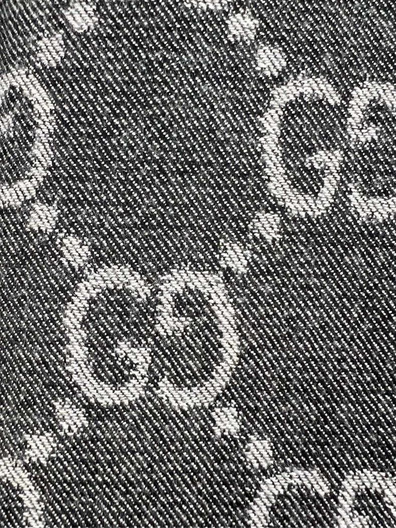 Gucci Gucci Logo Scarf in New Condition - dmc Size ONE SIZE - 4 Thumbnail