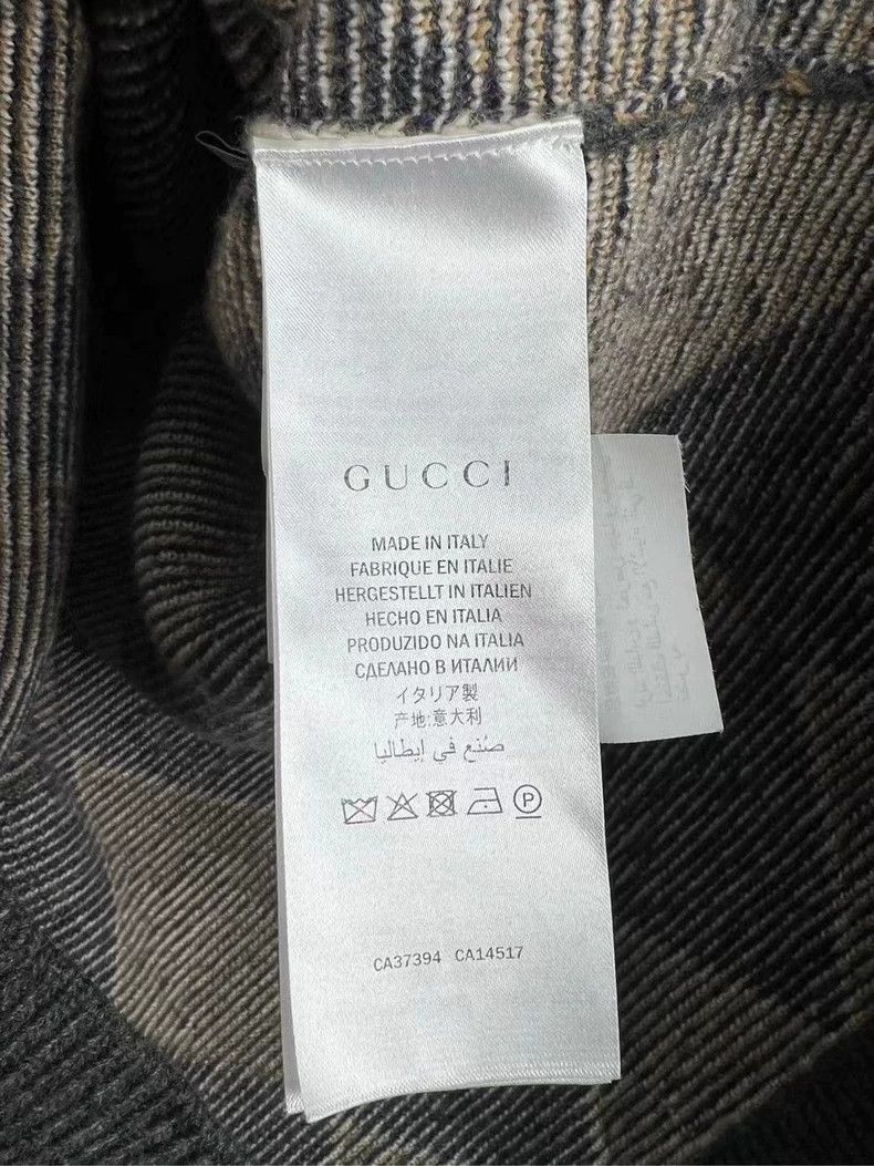 Gucci GUCCI Diamond Pattern Wool Cardigan Sweater - dmc Size US M / EU 48-50 / 2 - 4 Thumbnail