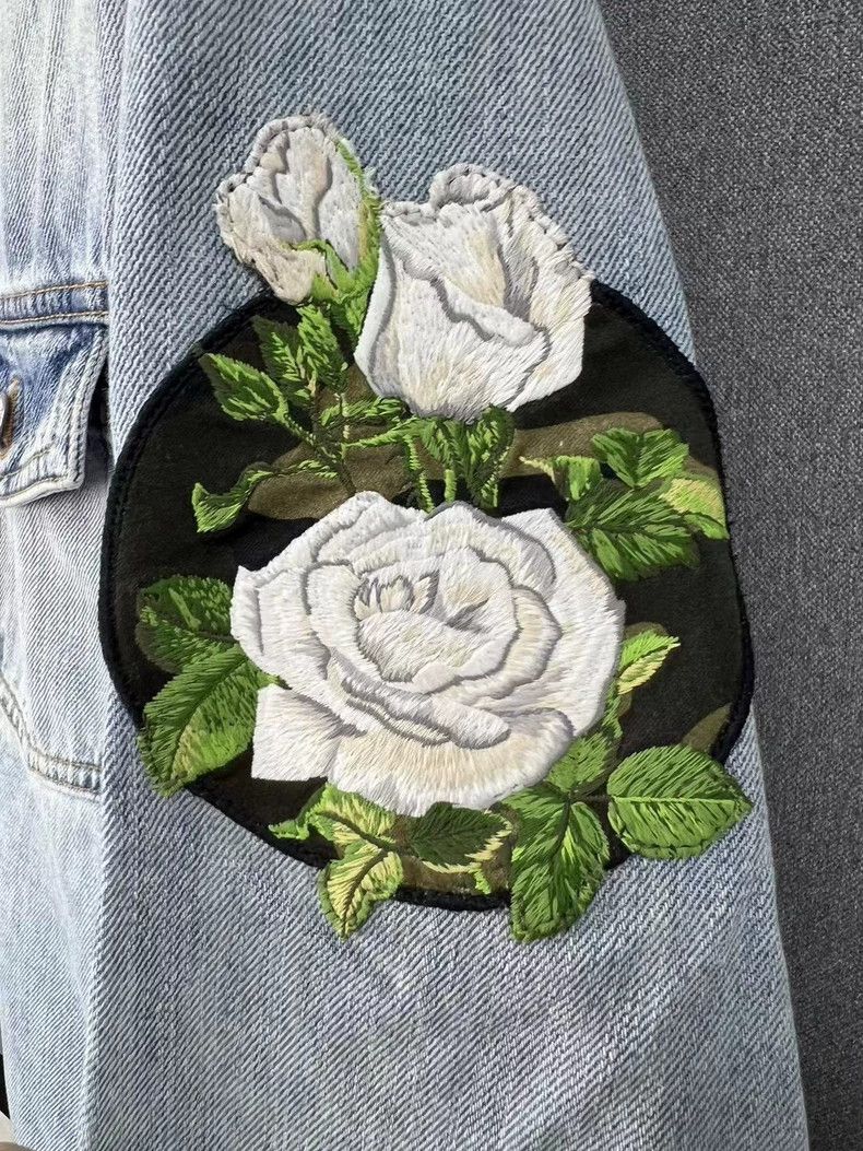 Dior Dior Camellia Embroidered Denim Jacket - dmc Size US L / EU 52-54 / 3 - 3 Thumbnail